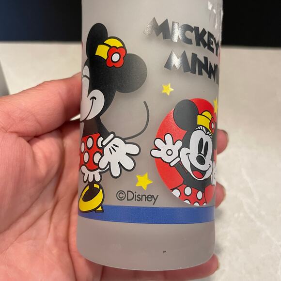 Vintage Frosted Mickey and Minnie mouse drinking glasses collectible Disney - Picture 4 of 12